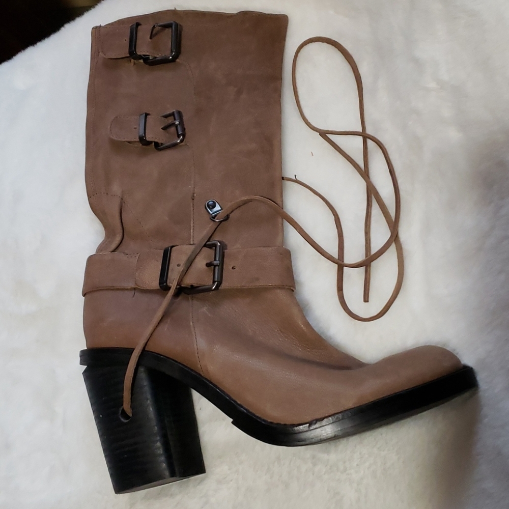 Vince Camuto skylas leather buckle boot - Picture 3 of 16